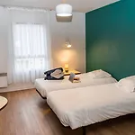Terres De France Hotel