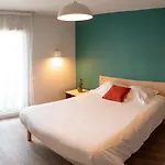 Terres De France Hotel 2*