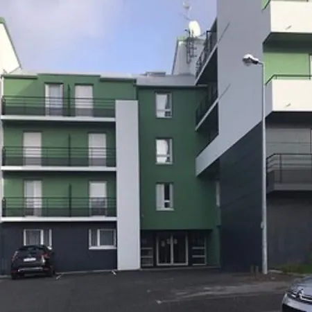 Terres De France 호텔 2*