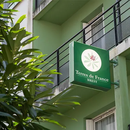 Terres De France Hotel 2*