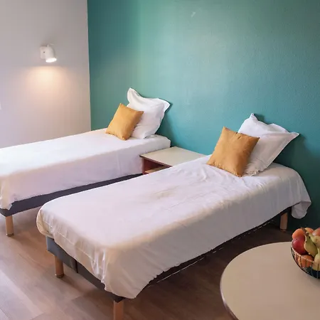 Hotel Terres De France