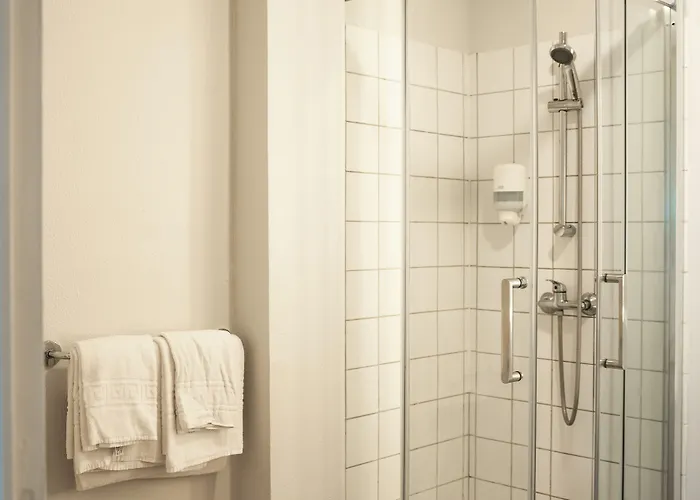 Terres De France 2* Brest